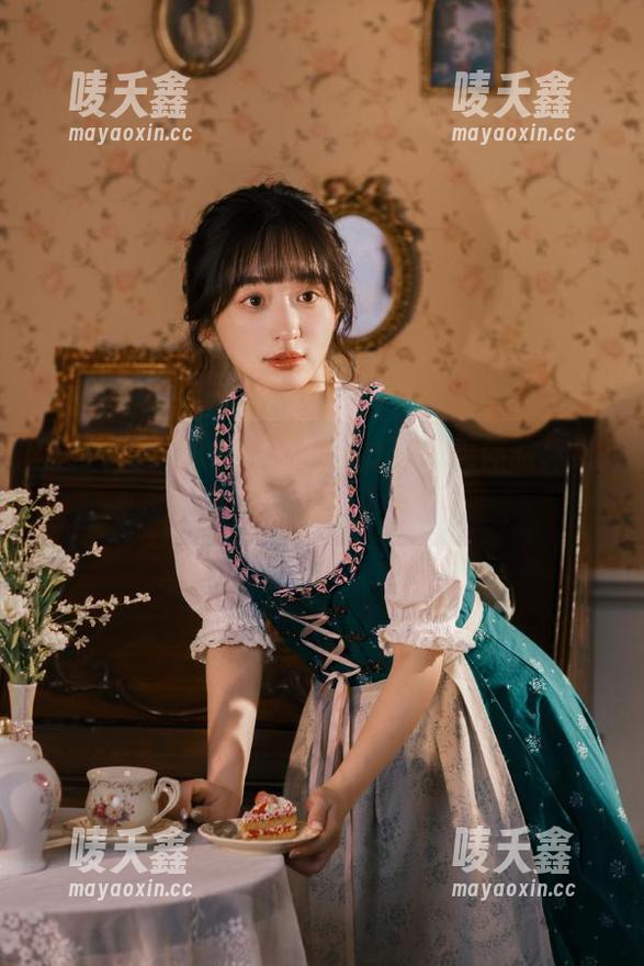 17 打开www.17app,完美体验:加班期间的小小逃避