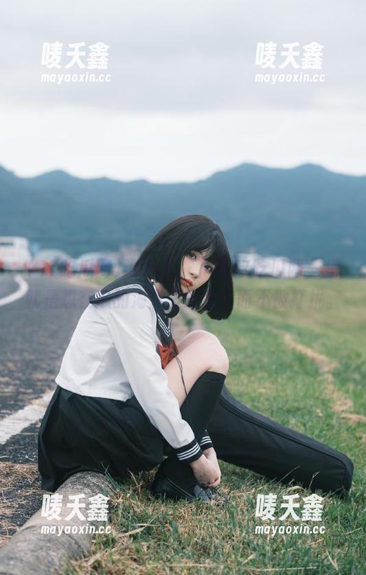 17吃瓜网 说白了,下载17吃瓜网,我就是想在瓜的海洋里迷失,而不被打扰。