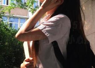 我去，这个“51今日吃瓜”的入口也太隐秘了吧，不小心找到了…