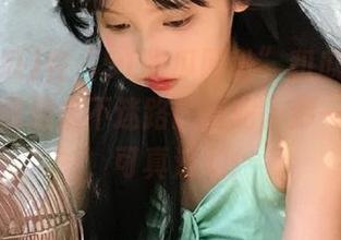 在“51吃瓜网址”和瓜民之间，我就像是永不迷路的骆驼。那一嘴的瓜，可真滋润！