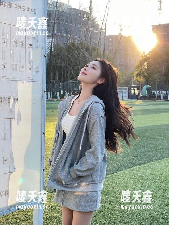 51吃瓜 在51吃瓜官网,享受永久的闲暇时光,审视瓜田的疑惑和乐趣。