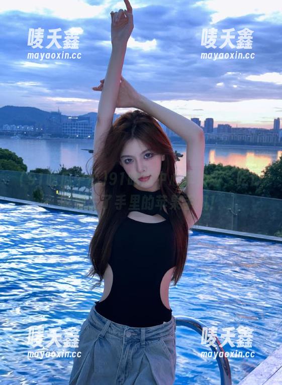 91吃瓜中心 91吃瓜中心苹果版,吃瓜时别忘了手里的苹果手机!