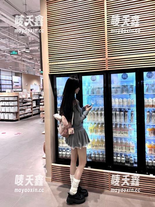 hlw 吃瓜不易?“hlw.bet网址”来教你轻松拿下热搜!