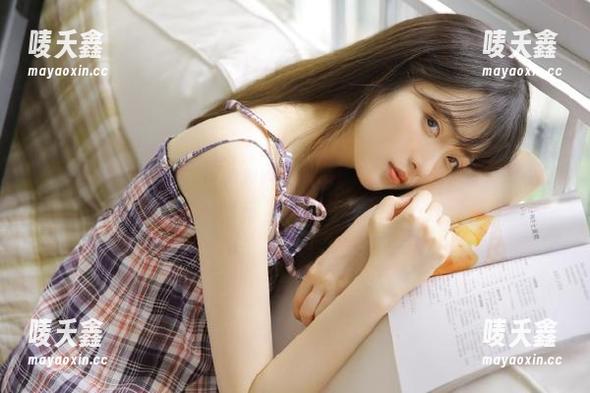www.17 www.17www特供:直达糖果般的八卦,忍不住变成“吃货”了!