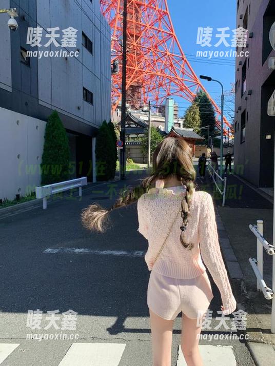 www.51 在‘www.51cg10.fun’的网页上,一不小心就踩上了千层瓜!