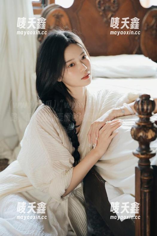 www.吃瓜 “www.吃瓜”让我永不迷路,偏偏我的表情包比剧情来的还要浓烈!