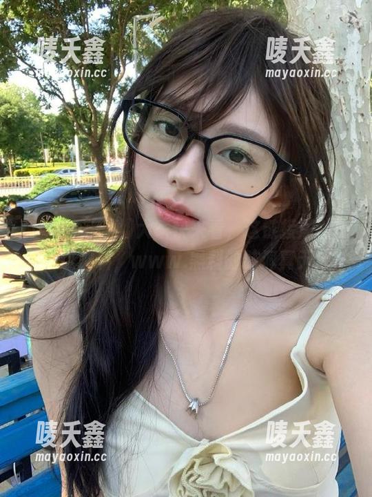 www.黑料 大家快来看,这链接居然隐藏了这种料,www.黑料的脑洞真无底!