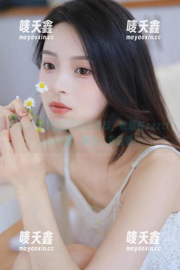 zzzttt 慢慢享受这波瓜,收藏在zzzttt.com里,真想一直看看!