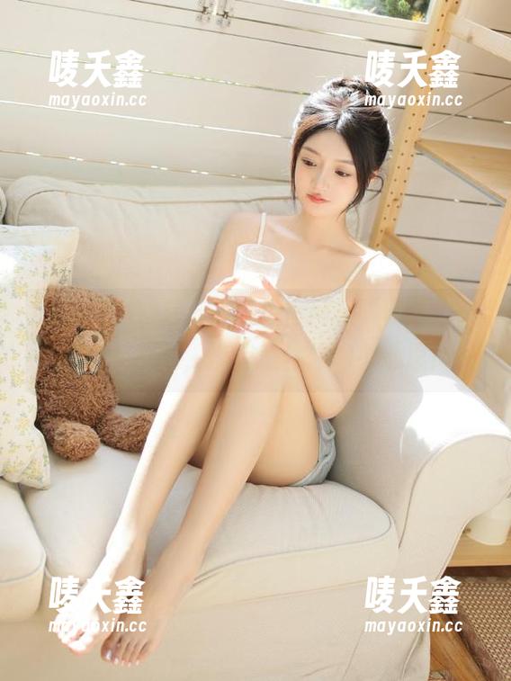 五一吃瓜 在五一吃瓜官网,“收藏”就像隐形斗篷,悄悄藏住你的小心思!