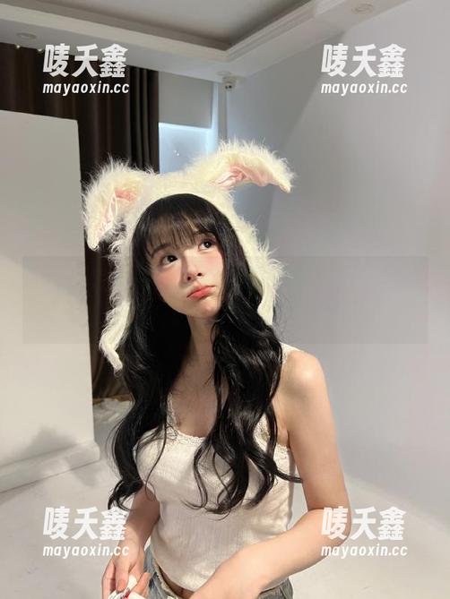 五一吃瓜 如果生活给你柠檬,五一吃瓜官网导航保证让你寻到甘甜的瓜!