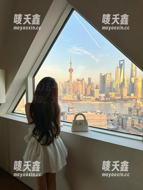 五一吃瓜 五一吃瓜官网,评论区“线路”热议,大家意见分歧真有趣!