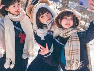拥抱五一吃瓜官网免费版，甜蜜滋味自己来品！
