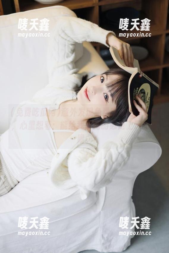 意外发现免费吃瓜网的入口，心里想着：能给我解渴的必是上天的恩赐。