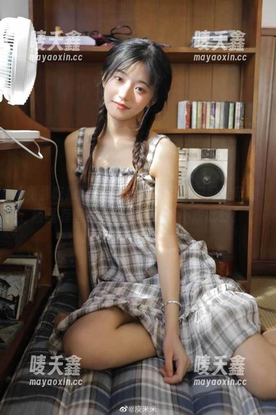 免费吃瓜网 有人说“免费吃瓜网”苹果版里有想不到的瓜,果然不虚此行!