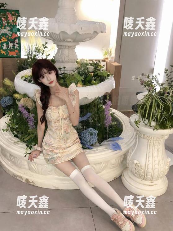吃瓜网 吃瓜网更新:今天的明星动态:某位某特爱吃的冰淇淋,居然变成了话题佼佼者!
