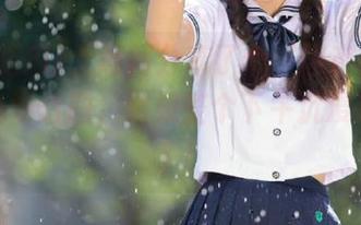 无意间分享了个‘国产吃瓜’里的热闹话题，结果整个下午沉浸在这儿了！