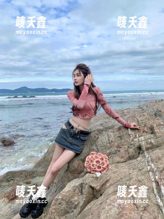 明星黑料 翻车的明星们,你的幽默饥渴了吗?快下载“明星黑料”网站吧!