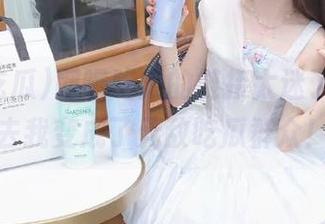 网曝吃瓜的链接太迷了，点进去我变成了无敌吃瓜群众！