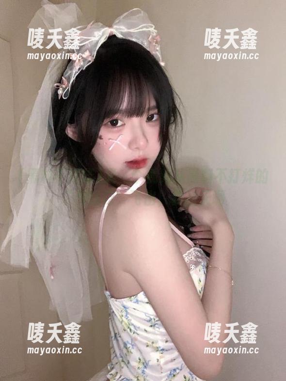 又一个视频从黑料不打烊的“传送门”飞出，我的天啊