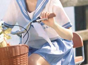 688.su黑料不打烊苹果版：这瓜，有点酸，有点甜！