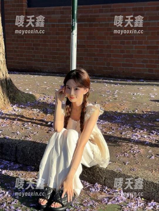 黑料吃瓜网399.su，免费瓜还是别的瓜？反正我只想来喧闹一番！