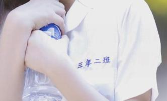 问题来了，这个黑料正能量的网址，真有什么猛料呢？