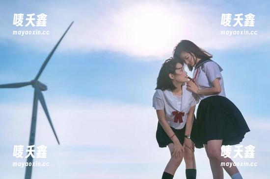黑料正能量网址4月特供，网友们夜半狂欢不止！你还在等啥？