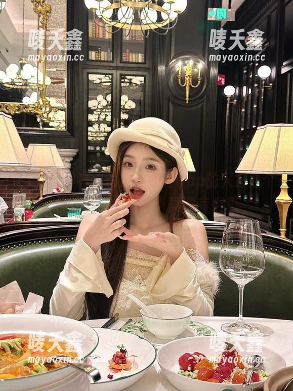 黑料社 有人说这黑料社app的入口是个回不了头的地方,真是有意思