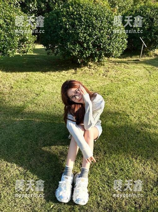 黑料社 探索黑料社的app入口,真是一场运气与八卦的碰撞啊!